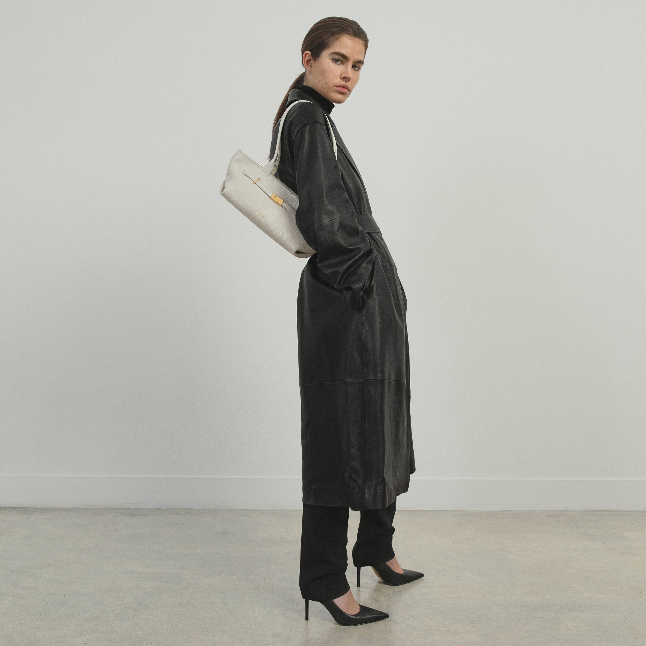 DeMellier The New York Shoulder off-white small grain