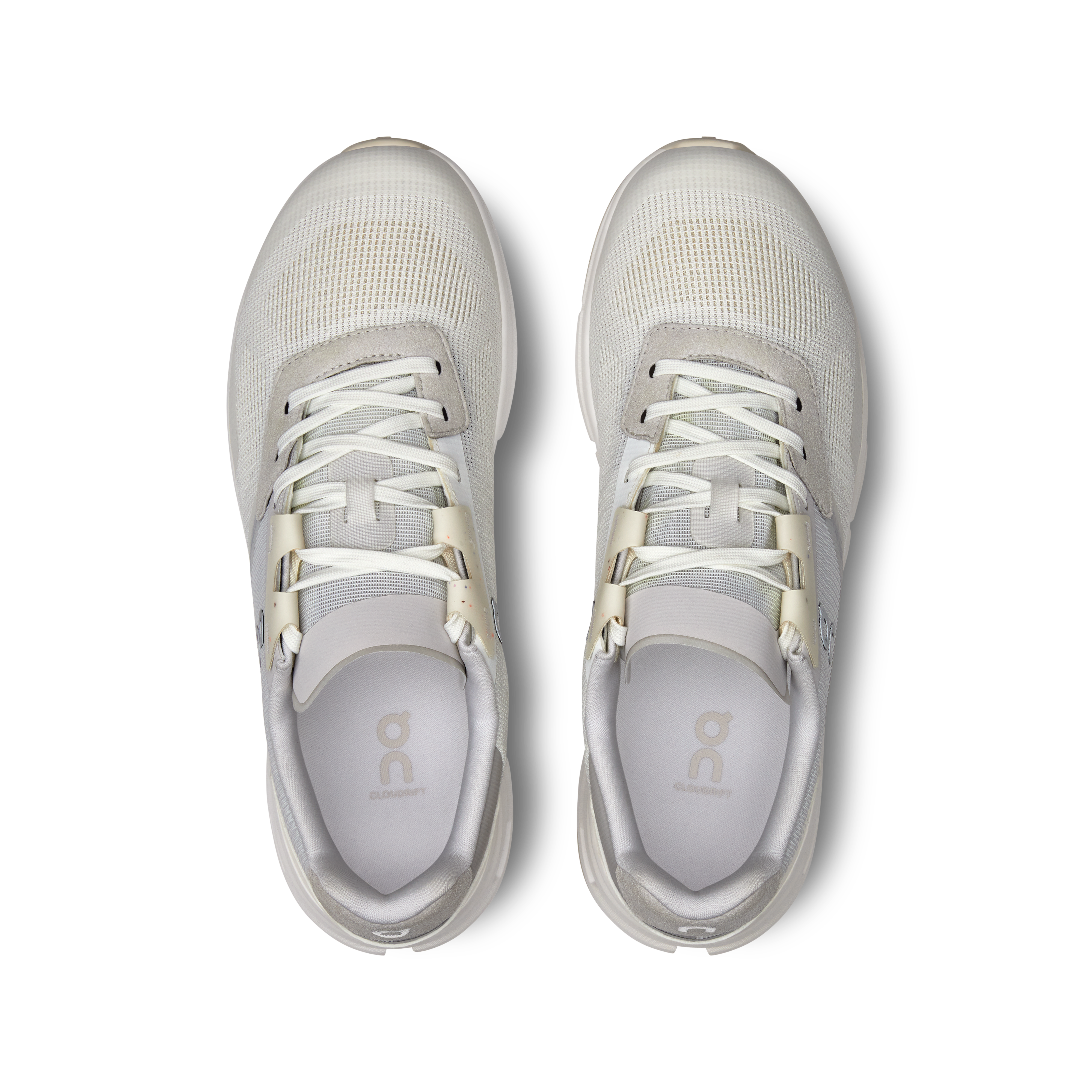 on running cloudrift undyed white frost