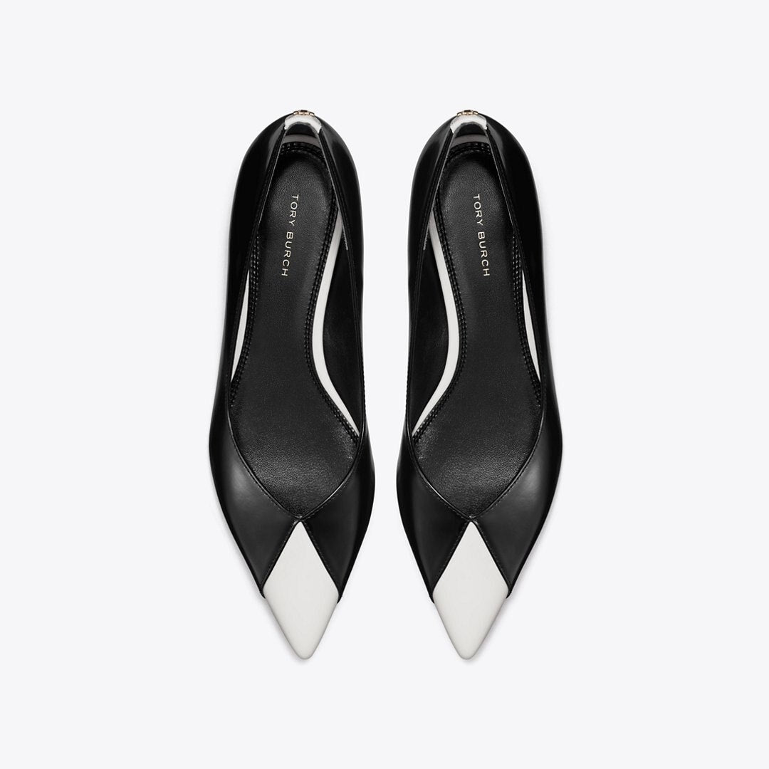 Tory Burch Triangle Pointed Flat PERFECT BLACK / SALT