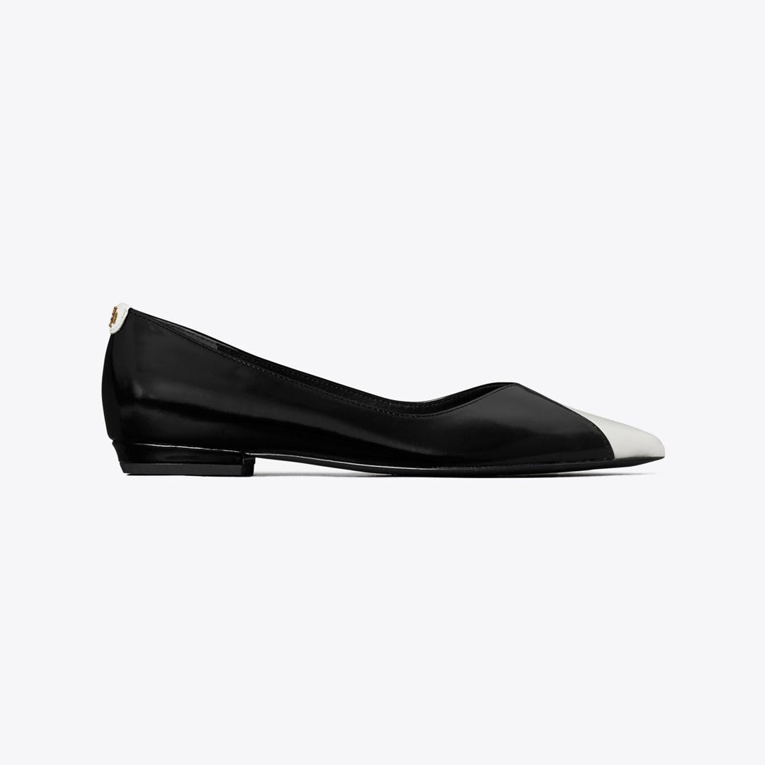 Tory Burch Triangle Pointed Flat PERFECT BLACK / SALT