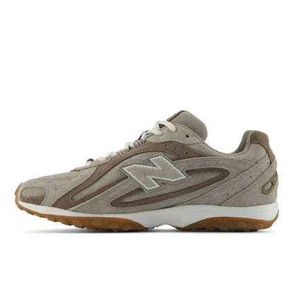 New Balance 204L Brown