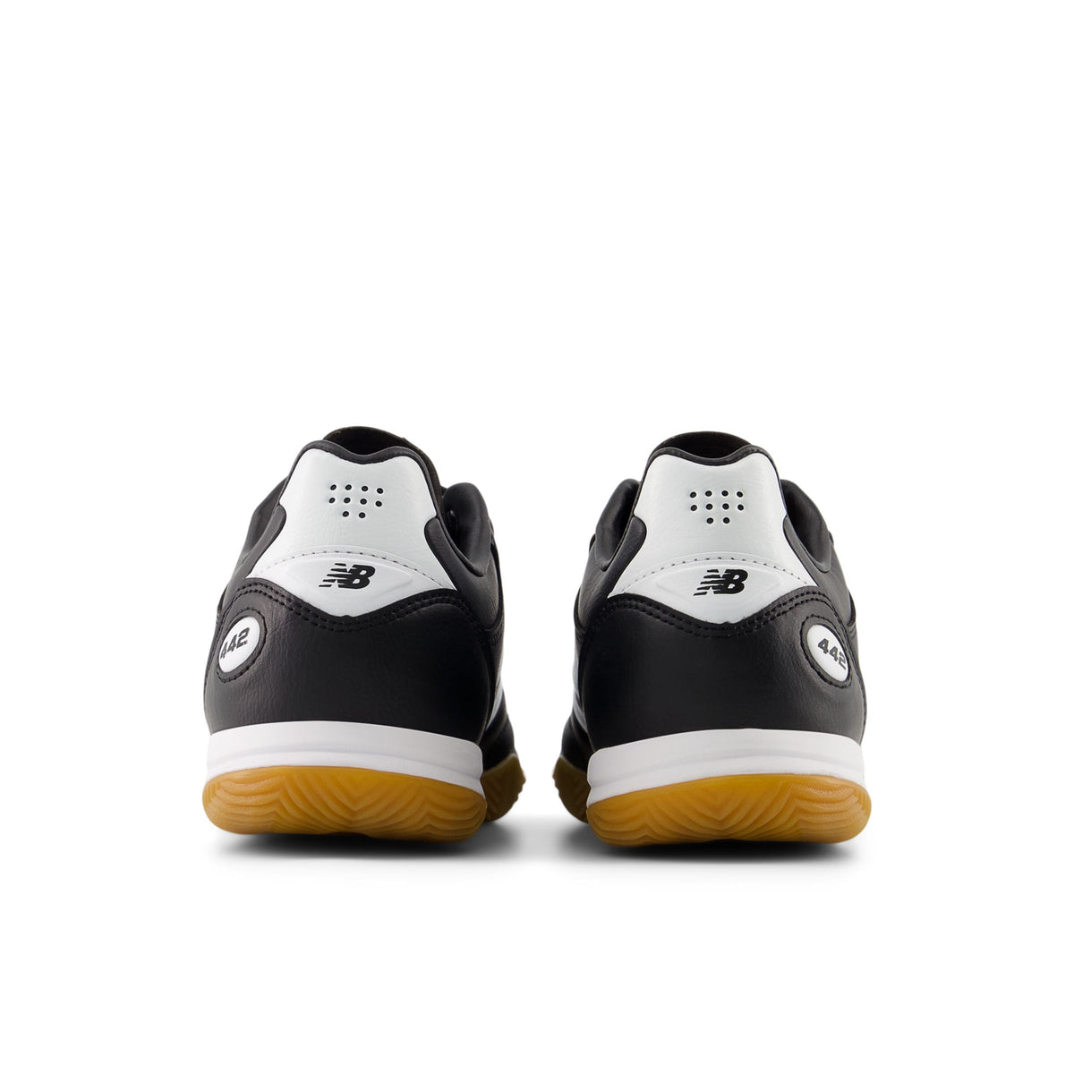 New Balance 442 Pro in V3 Black