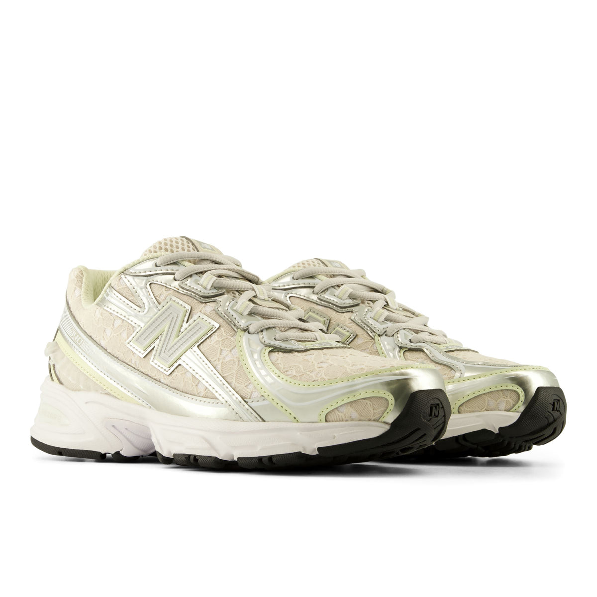 New Balance 740 Grey
