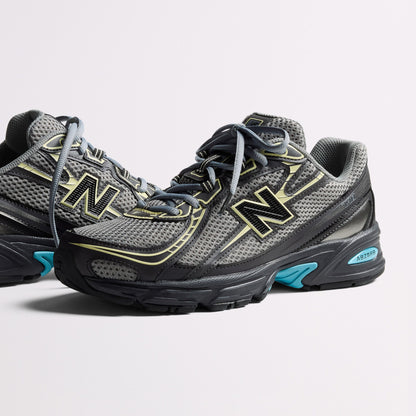 New Balance Night Lights 740 Black