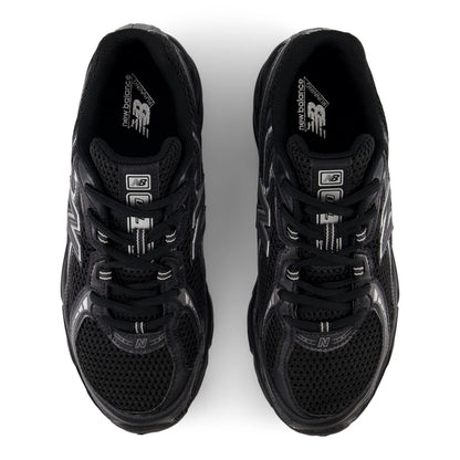New Balance 740 Black With Silver Metallic Black With Silver Metallic