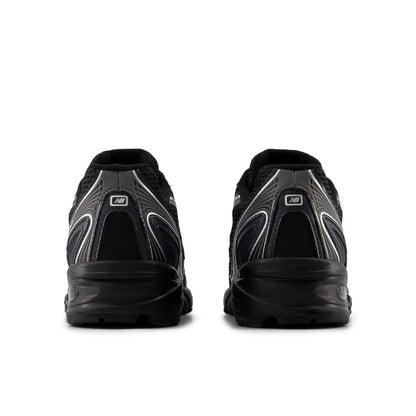 New Balance 740 Black With Silver Metallic Black With Silver Metallic