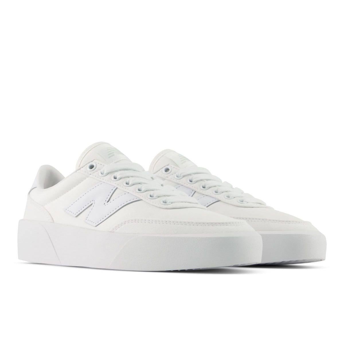 New Balance 750 White