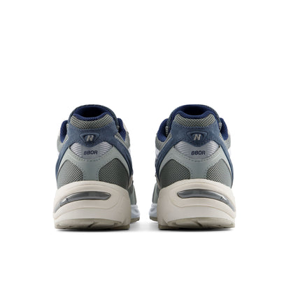 New Balance 880R White