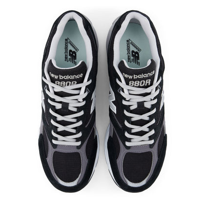 New Balance 880R Black
