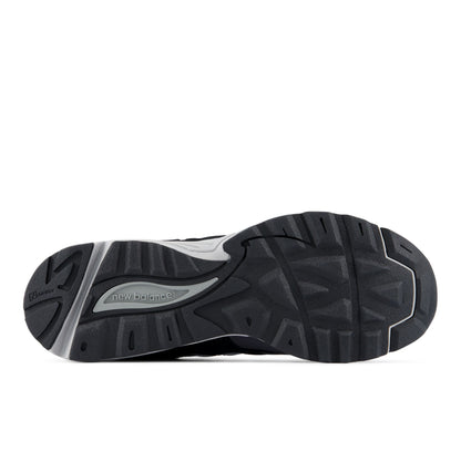 New Balance 880R Black