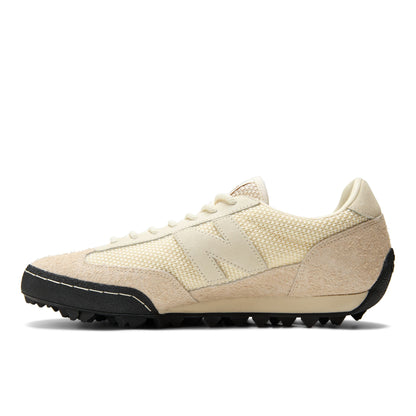 New Balance Ald X New Balance Gator Run Hairy Suede Beige