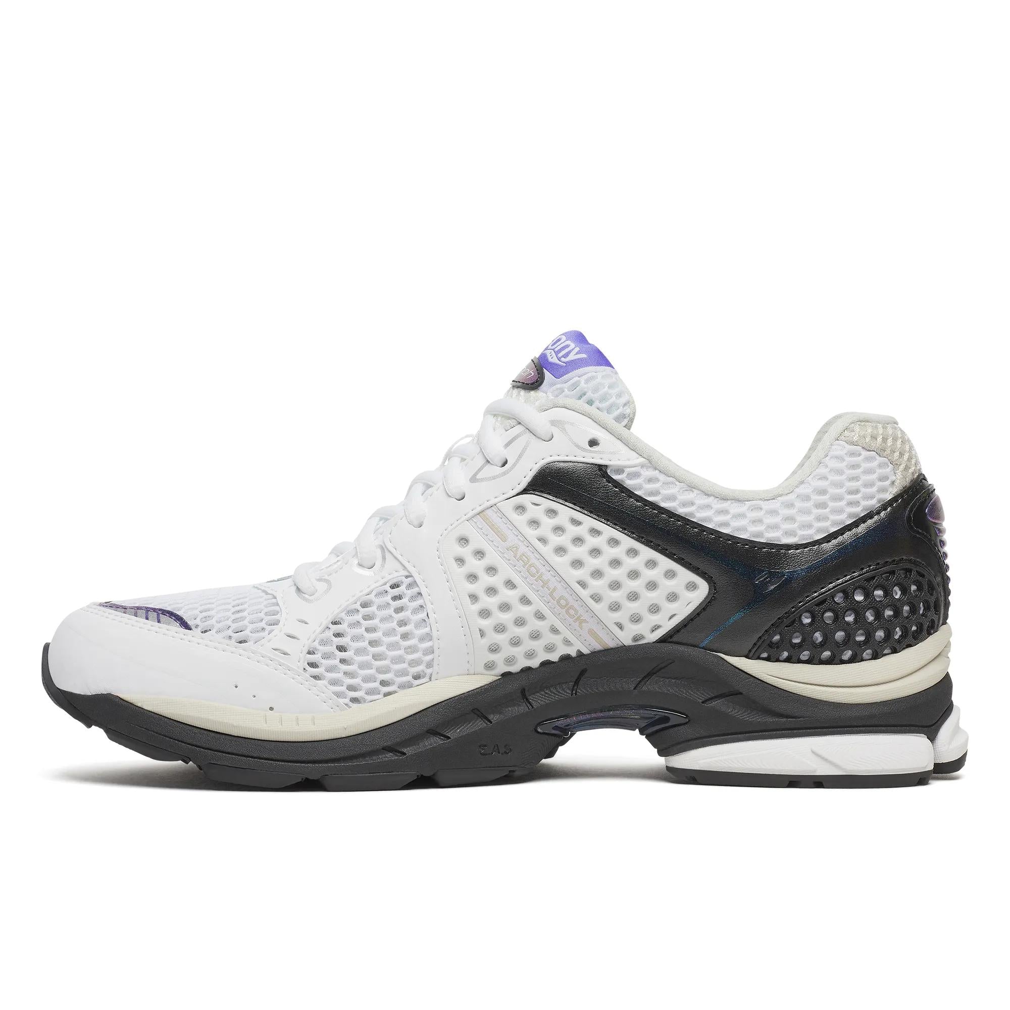 Saucony ProGrid Triumph 4 White | Night Sky
