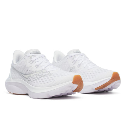 Saucony Women's Kinvara 16 White | Gum