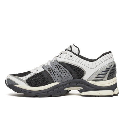 Saucony ProGrid Paramount Black | White