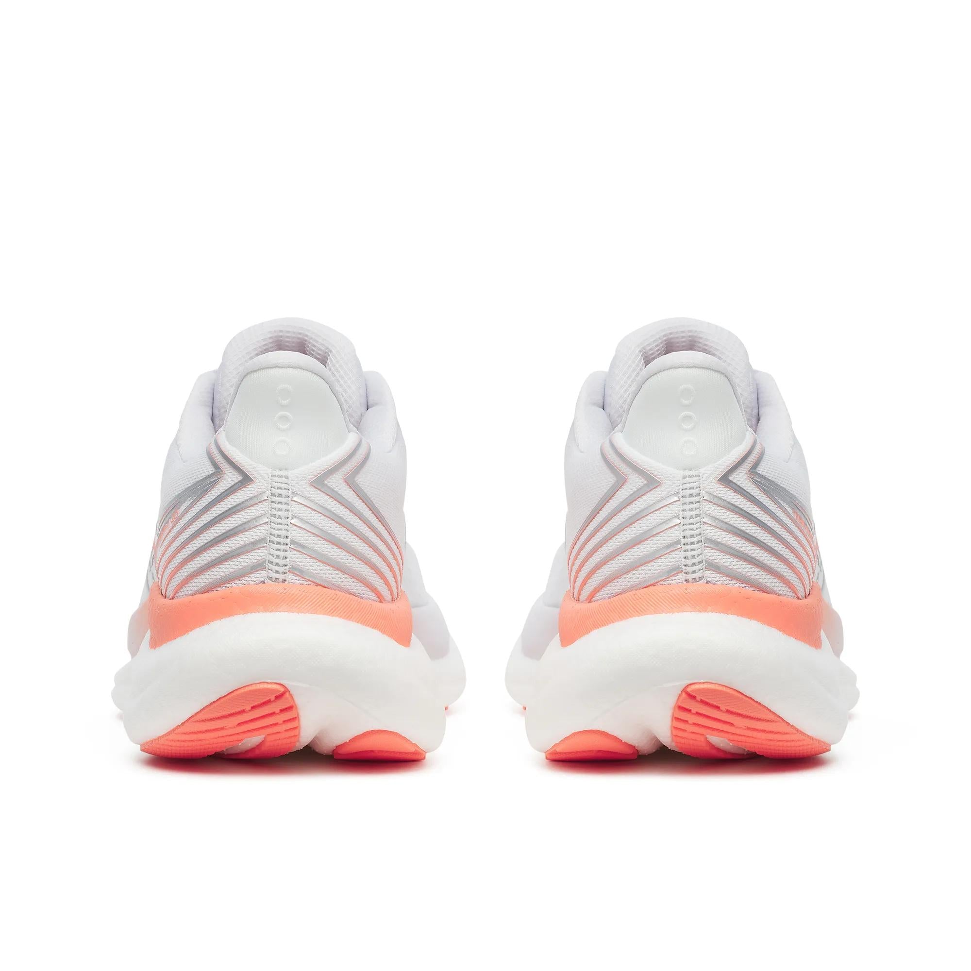 Saucony Women's Triumph 23 White | Wistful
