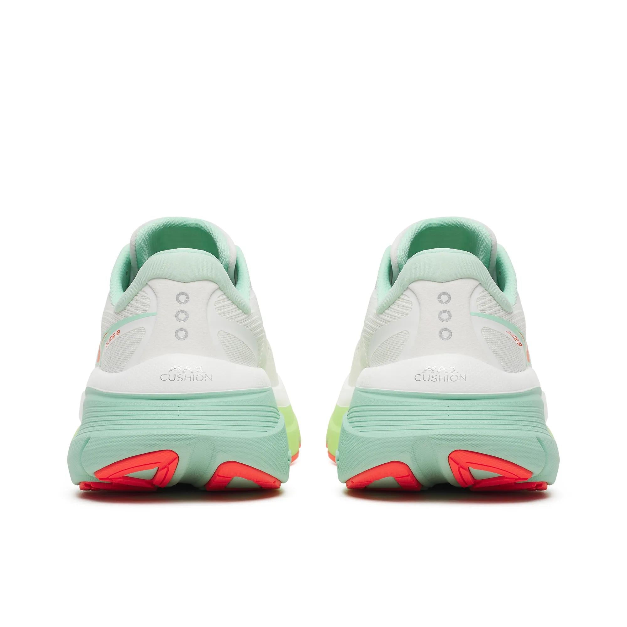 Saucony Women's Guide 19 White | Tint