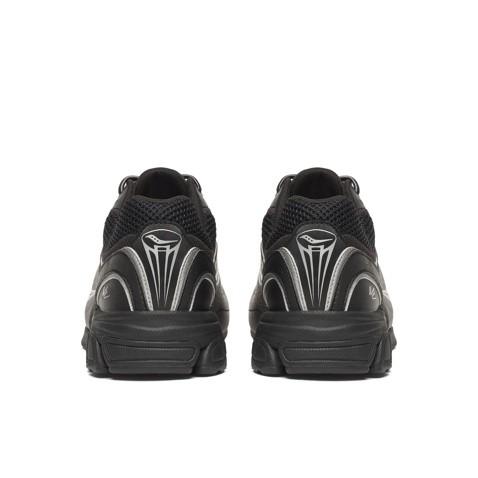 Saucony ProGrid V2 Black | Silver