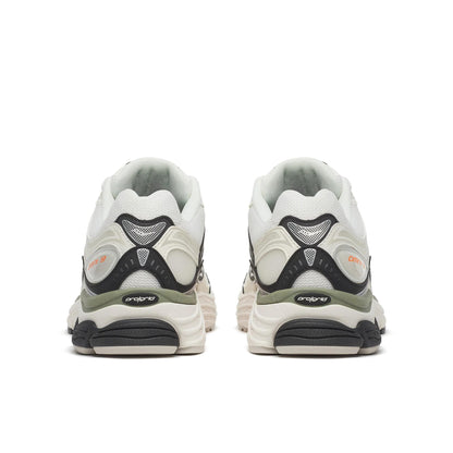 Saucony ProGrid Omni 9 TMY White | Turmeric