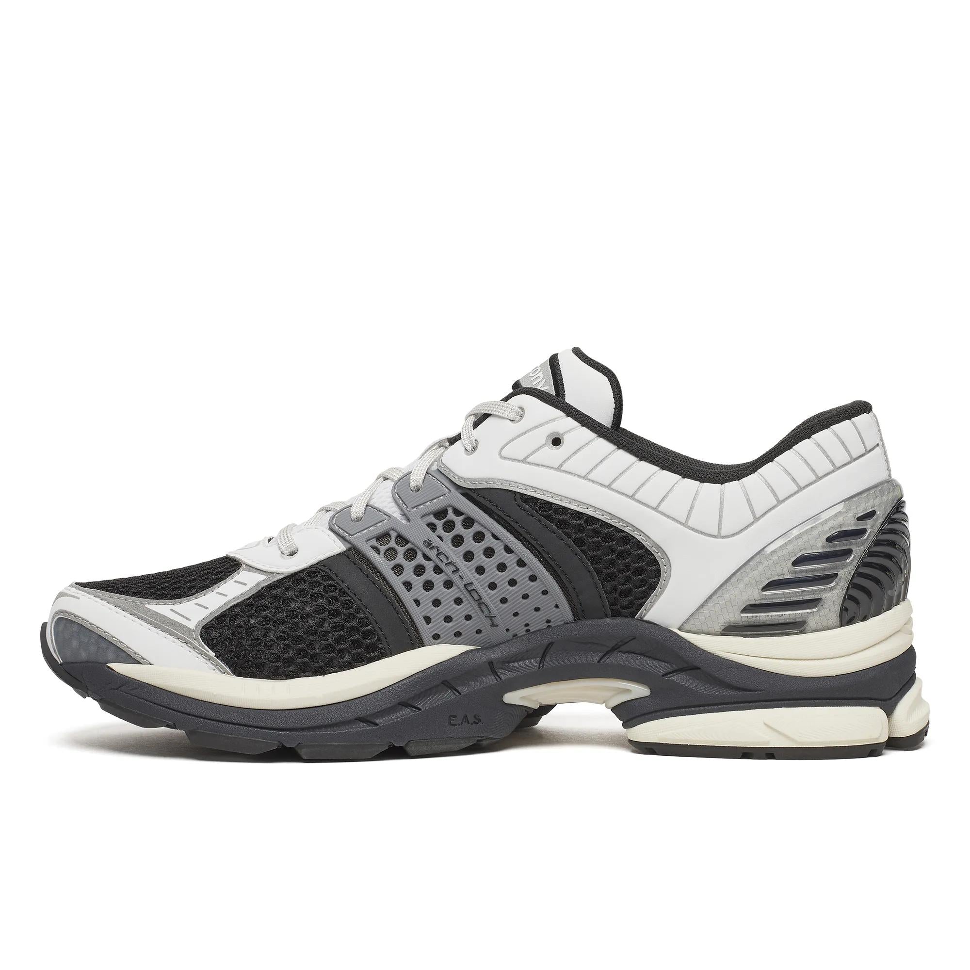 Saucony ProGrid Paramount Black | White