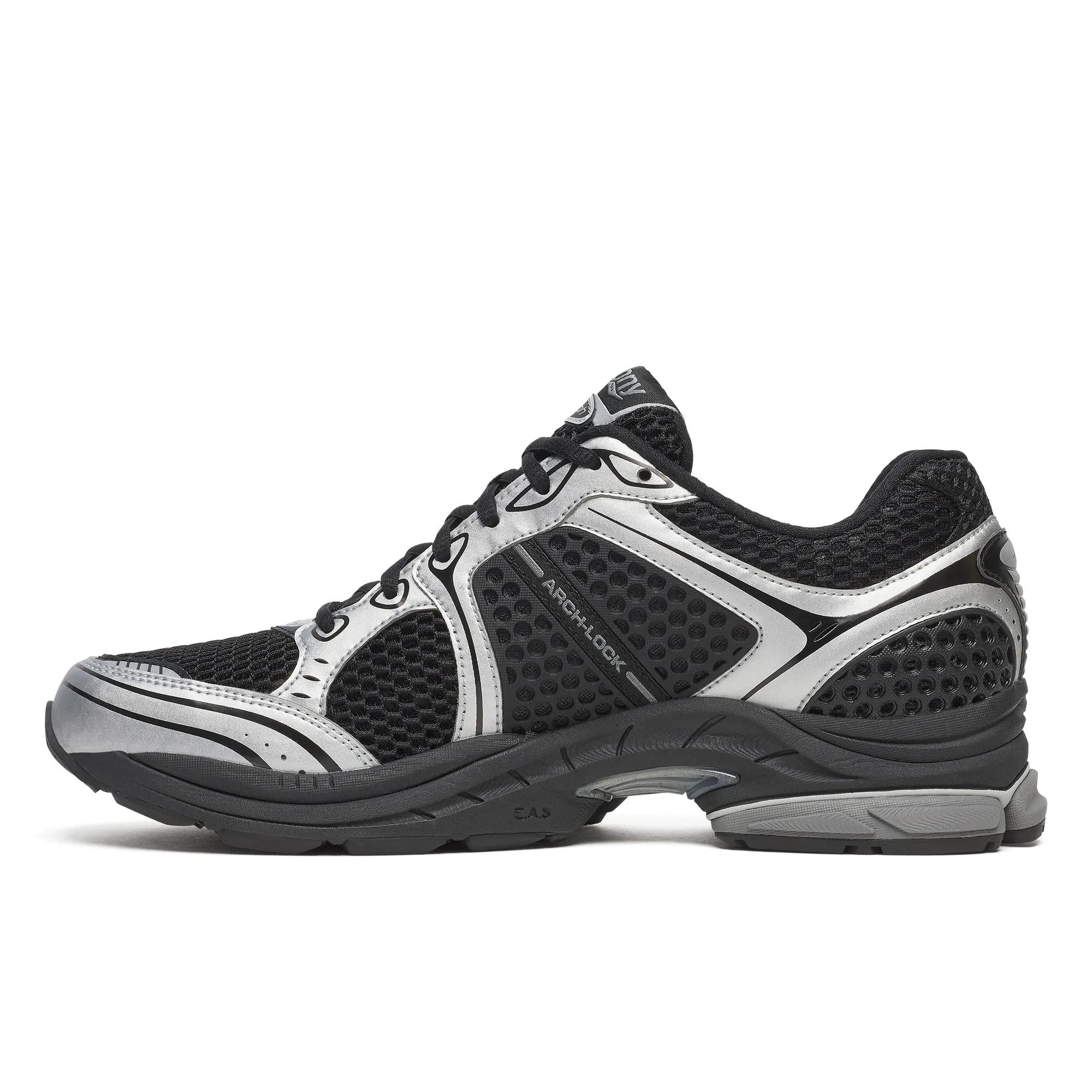 Saucony ProGrid Triumph 4 Black | Silver
