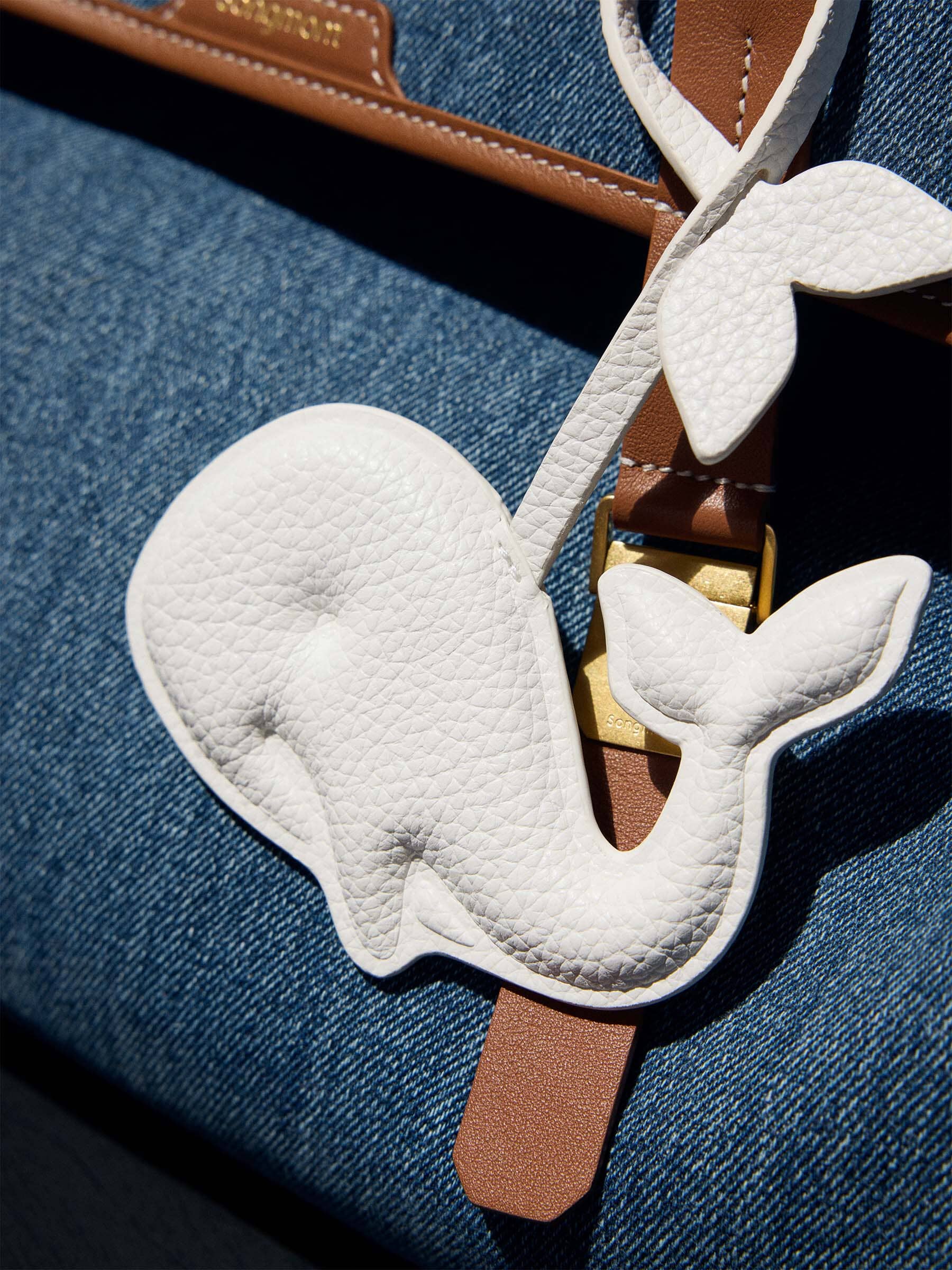Songmont Vegan Charm Whale