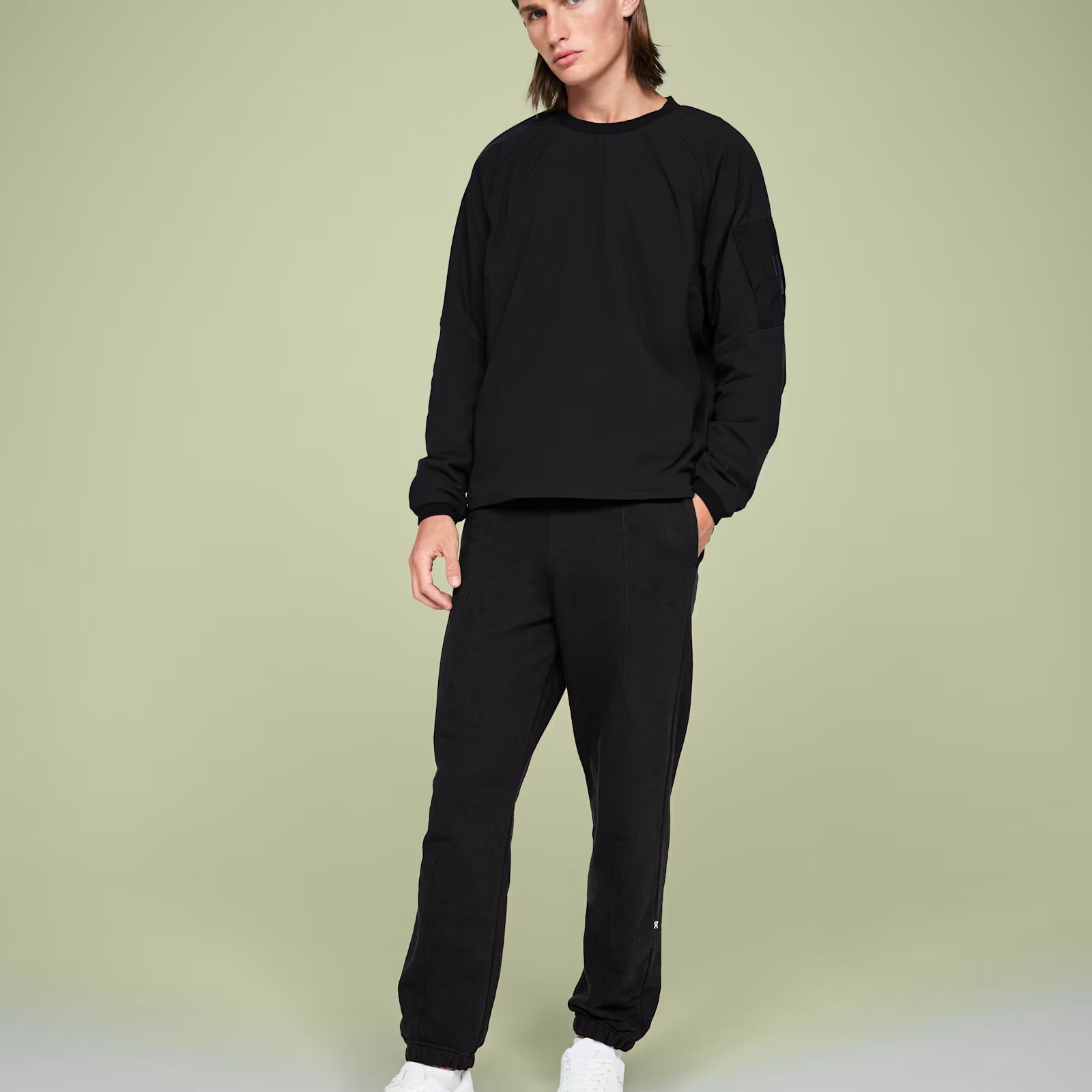 On Studio Pullover Black