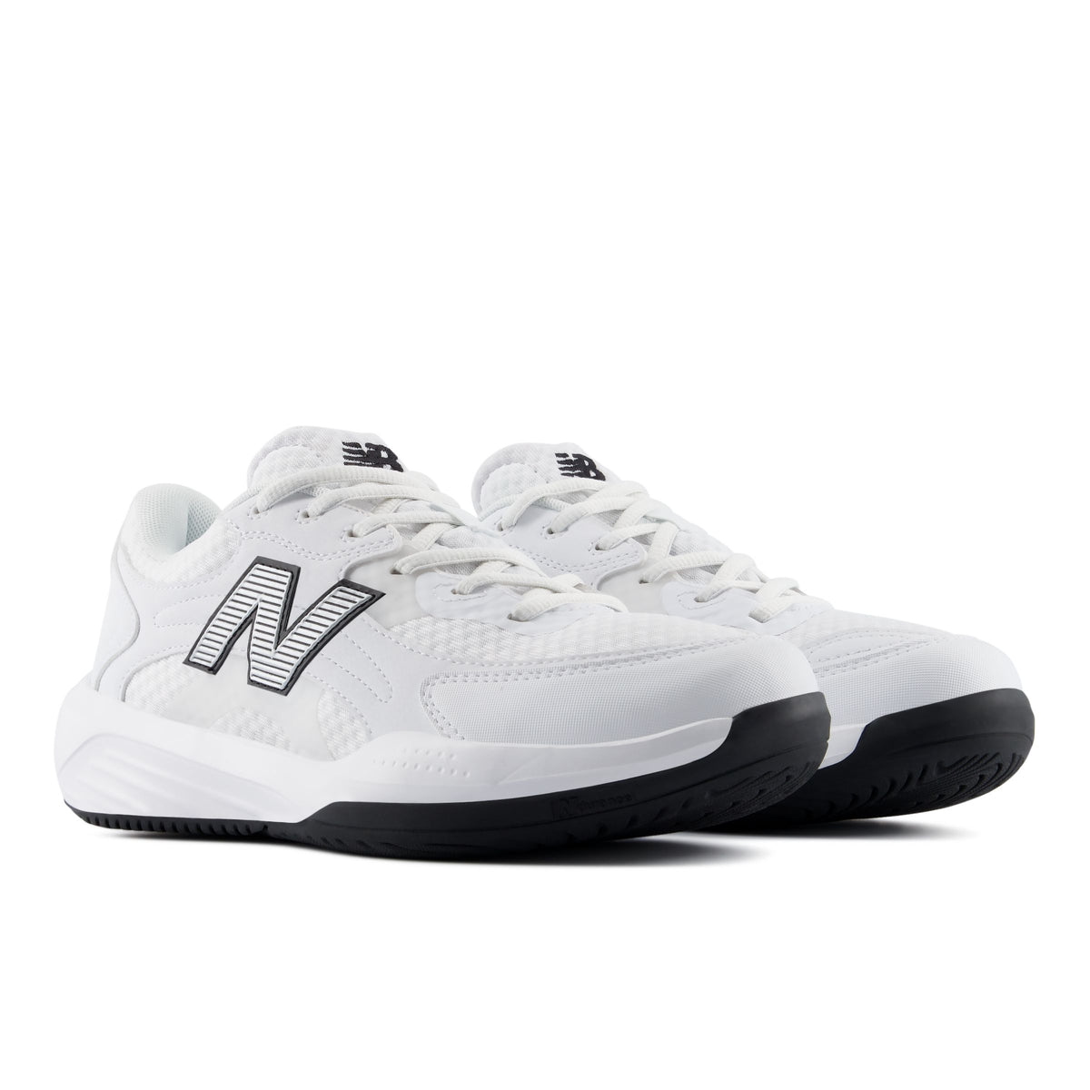New Balance 696v7 White