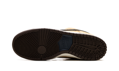 Nike SB Dunk Low City of Cinema