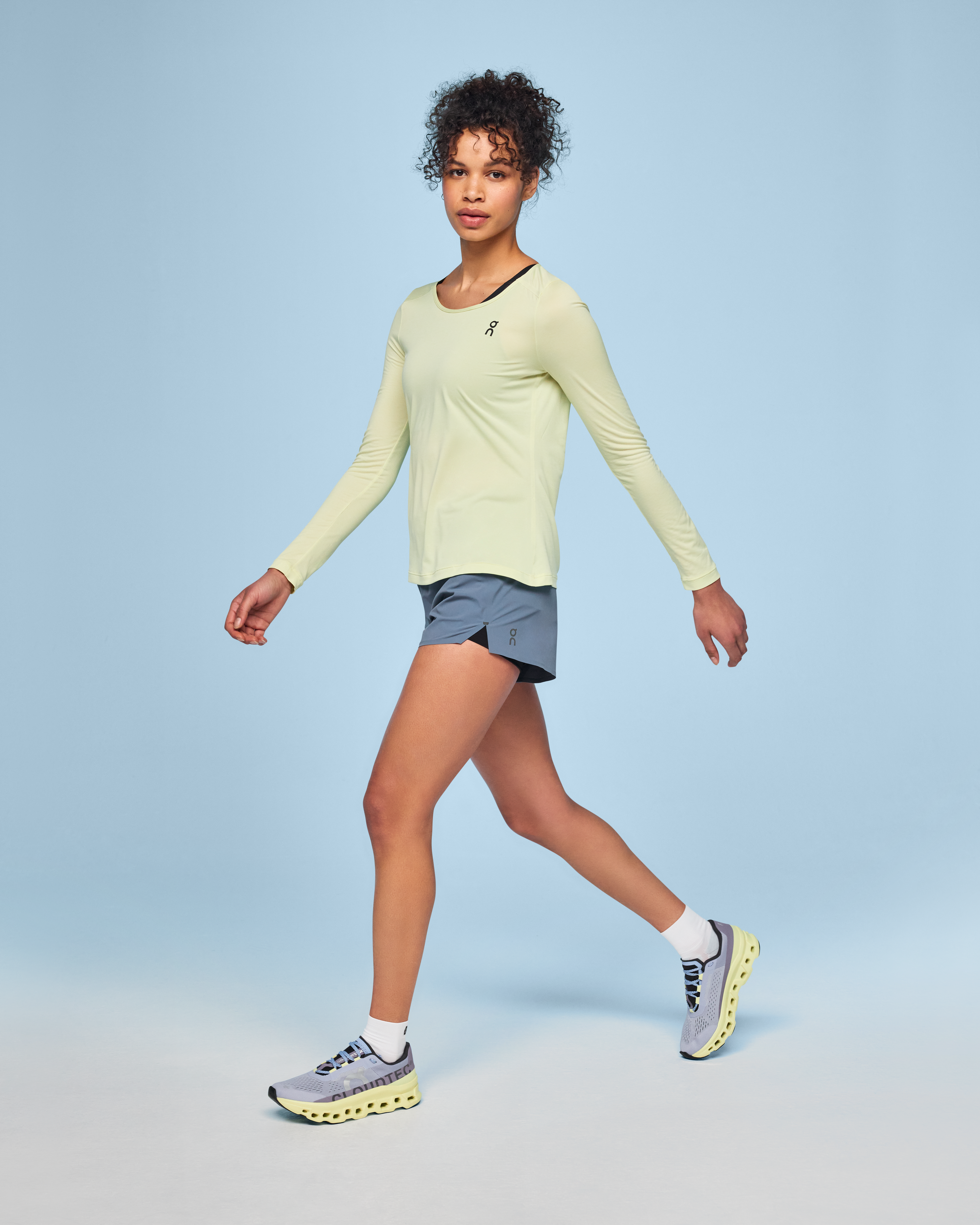 On Running Shorts Stellar | Black (Women'S)