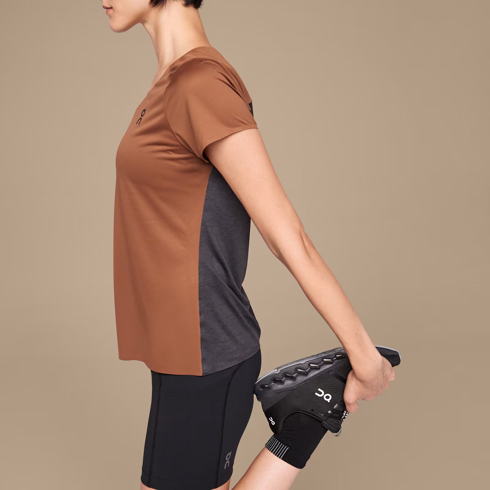 On Performance-T Cocoa | Black (Women'S)