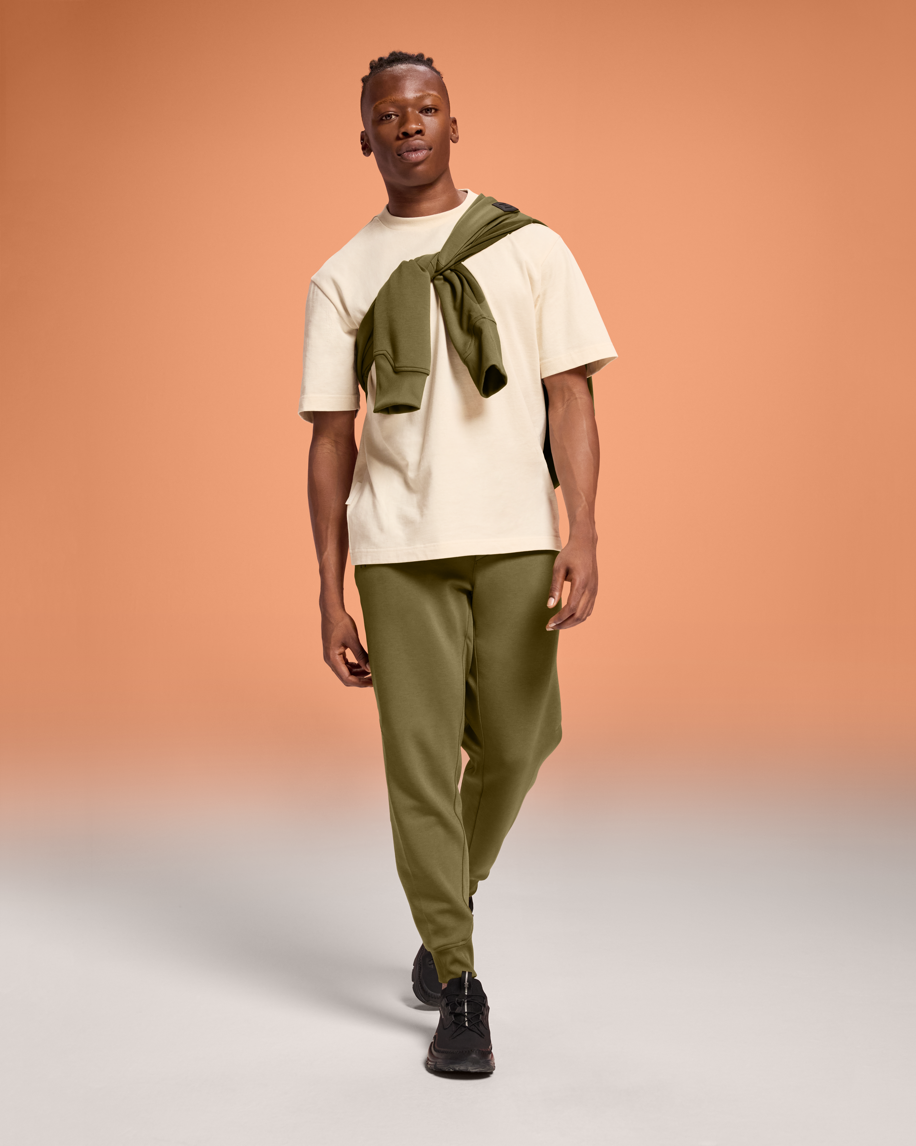 on sweat pants Hunter