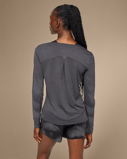 On Performance Long-T Lumos Black | Iron (Women'S)