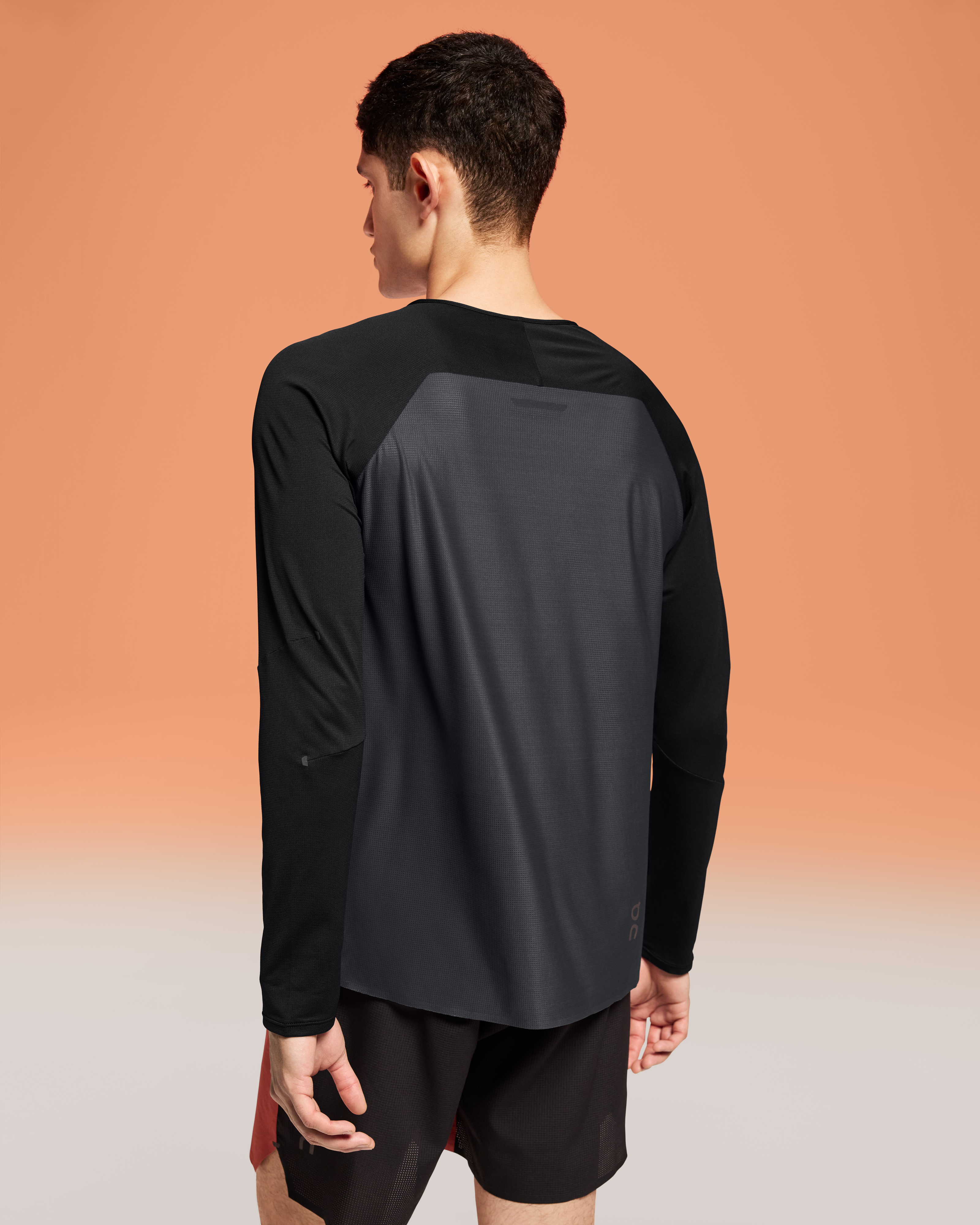 On Performance Long-T Black | Eclipse