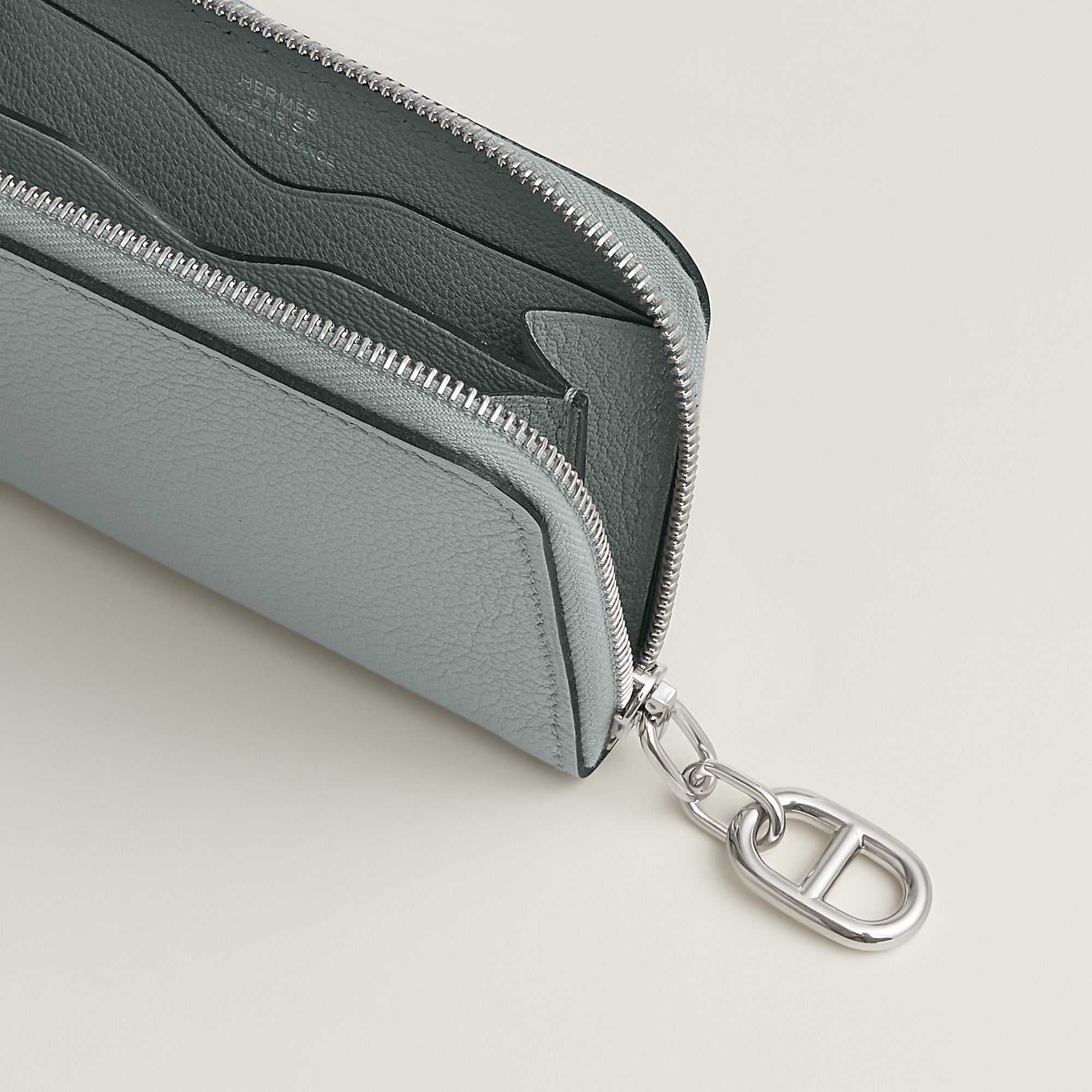  Hermes Zipengo Chaine D'Ancre Compact Card Holder Bton