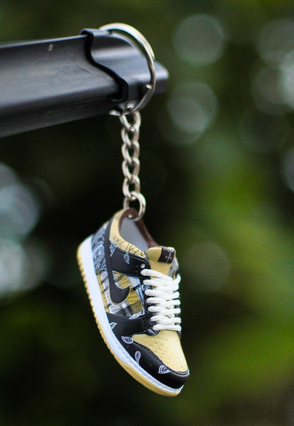 3D Sneaker Keychain SB Dunk Travis