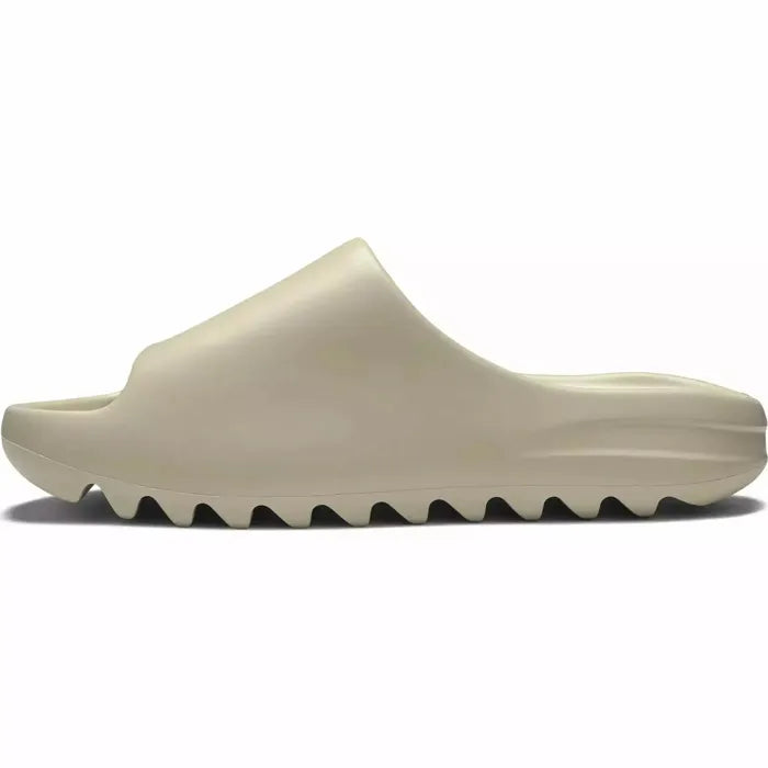 Yeezy Slide "Bone"