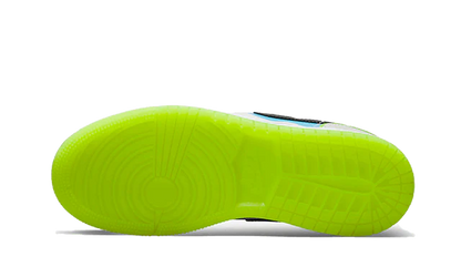 Air Jordan 1 Low SE Warped Swoosh
