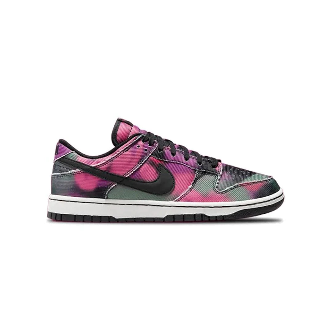 nike dunk low graffiti pink