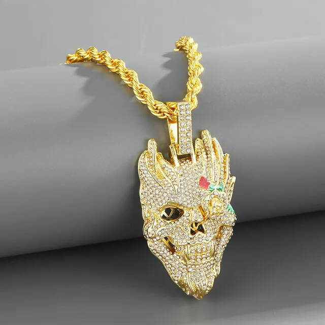 SKULL ICED OUT PENDANT