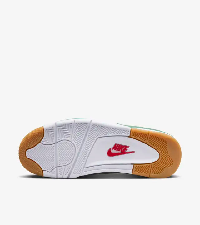 Nike SB x Air Jordan 4 'Pine Green' Sale