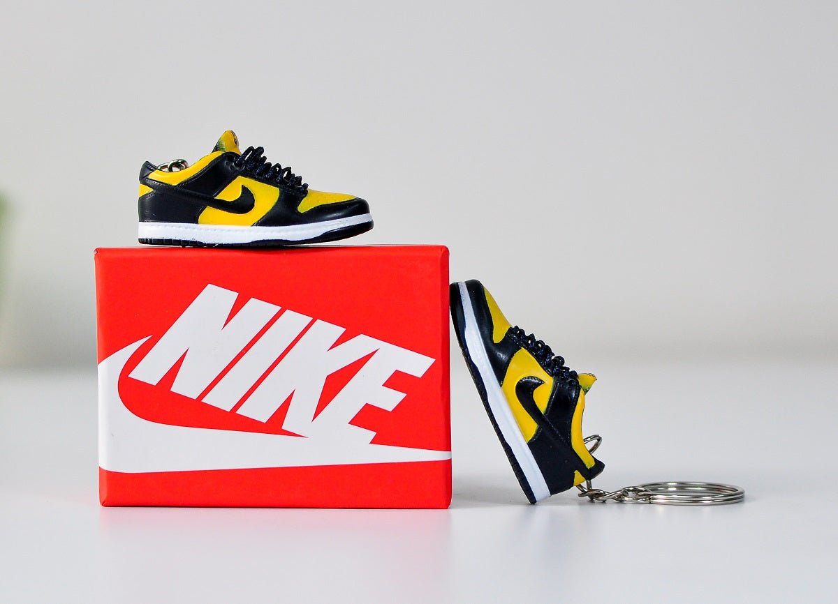 3D Sneaker Keychain With Box | Jordan keychain with box | Kicks Machine