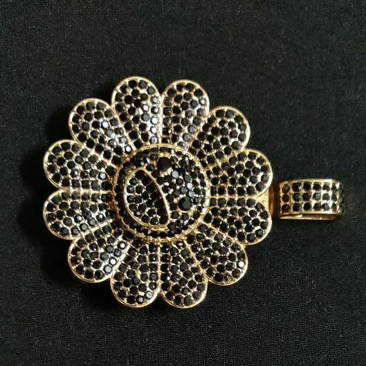 MURAKAMI FLOWER ICED OUT PENDANT (BLACK GOLD PLATED)