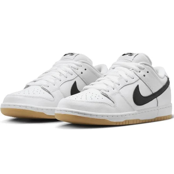 Nike shoe online width label